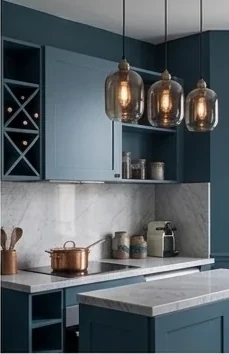 Rangements hauts et cave à vin intégrée — chaque module est dessiné pour son emplacement.